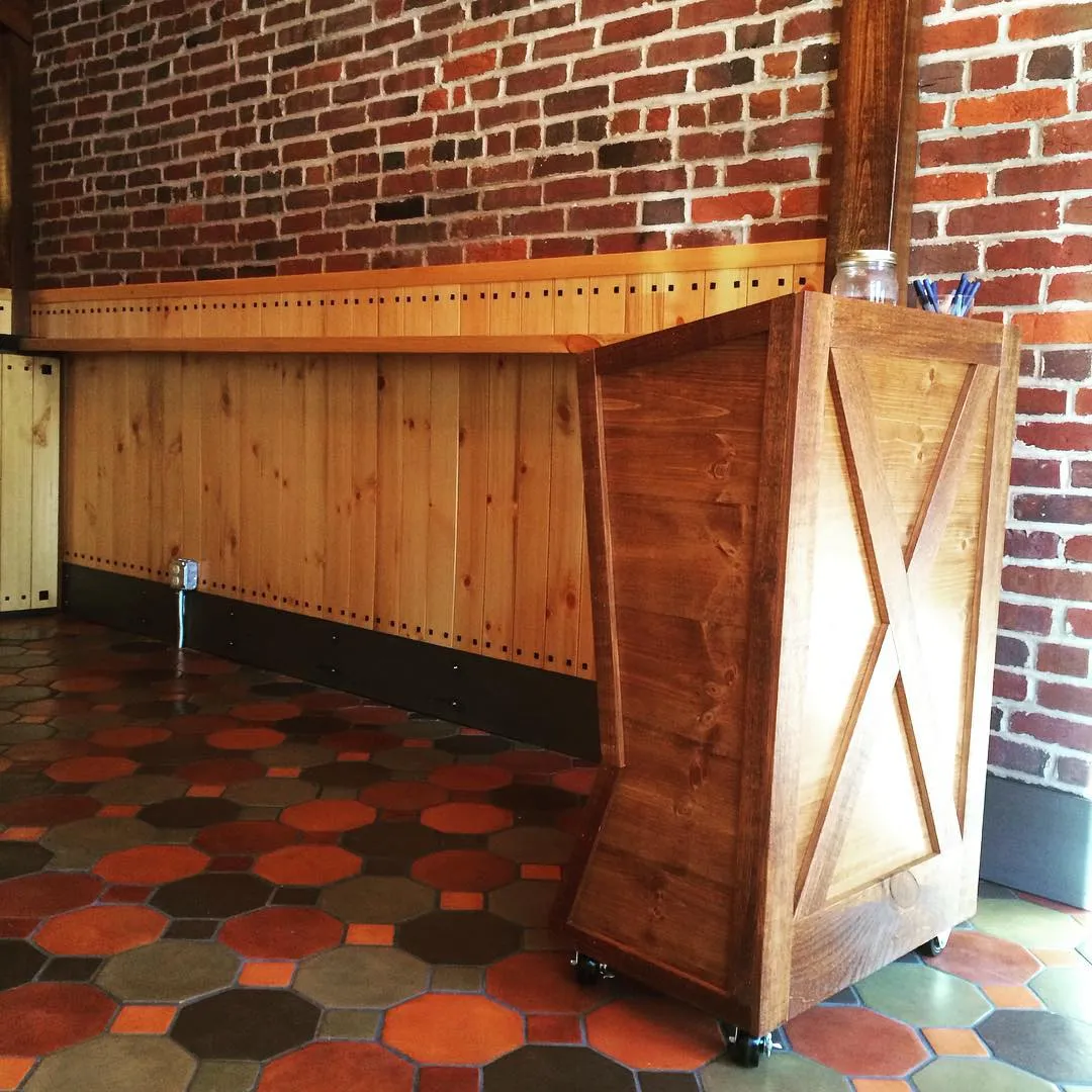 Hostess Stand @morcillapgh